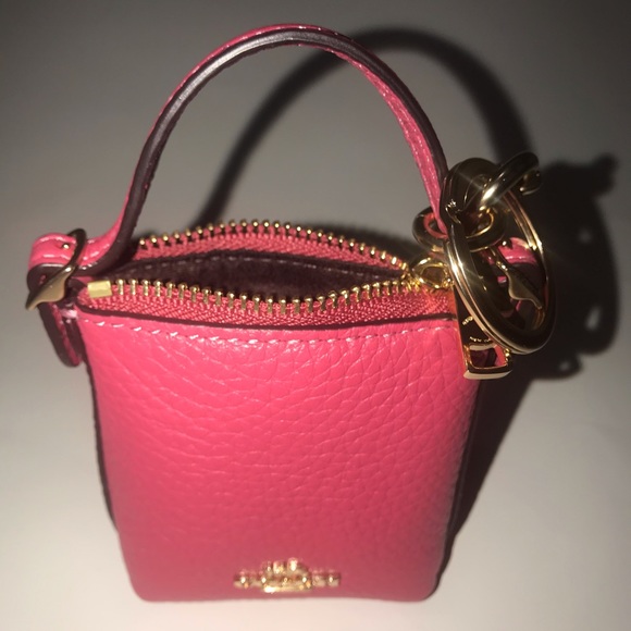Cutest Bag Charm Keychain Coach Fuchsia 🌺 NWT - Picture 4 of 16